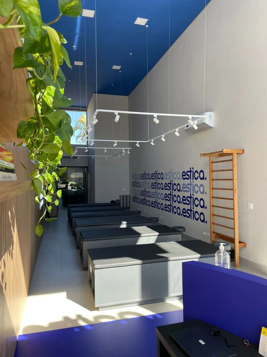 Ambiente interno de uma unidade Estica